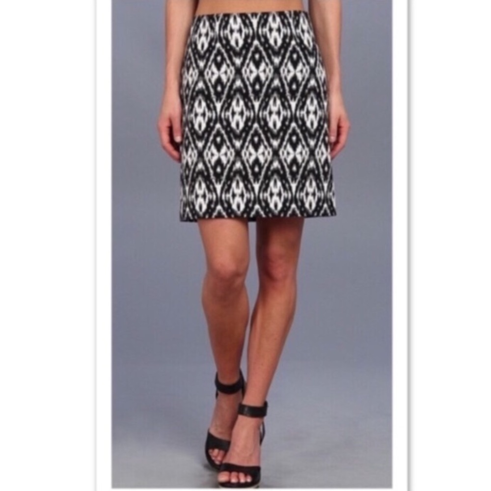 Vince Camuto Aztec Pattern Skirt